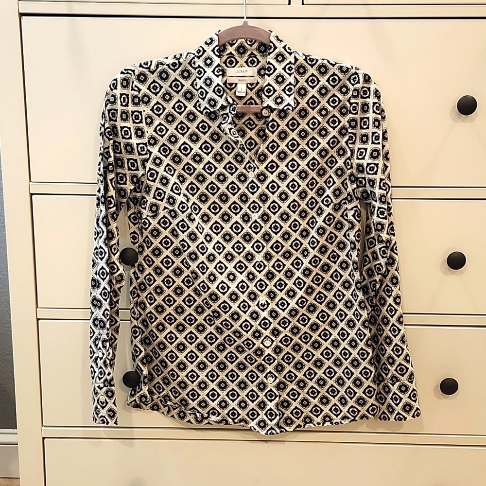 JCrew perfect fit button up shirt, size 2, white, black, navy, yellow